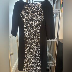 Chaps Chic Black and White Patterned Dress size 14- fits like a 10/12.